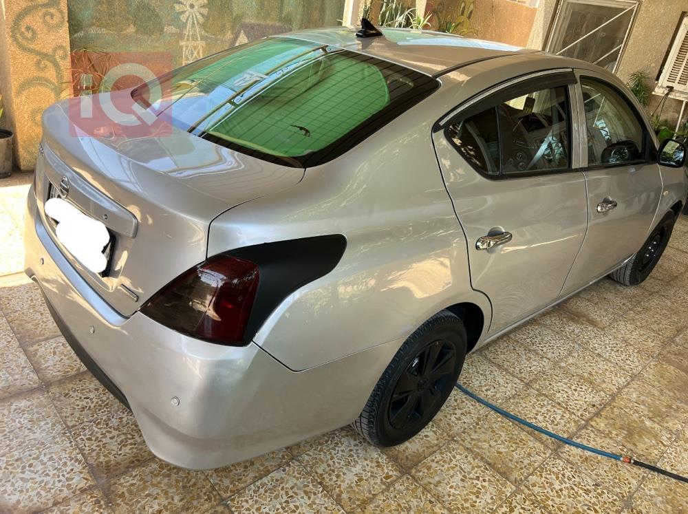 نيسان صني